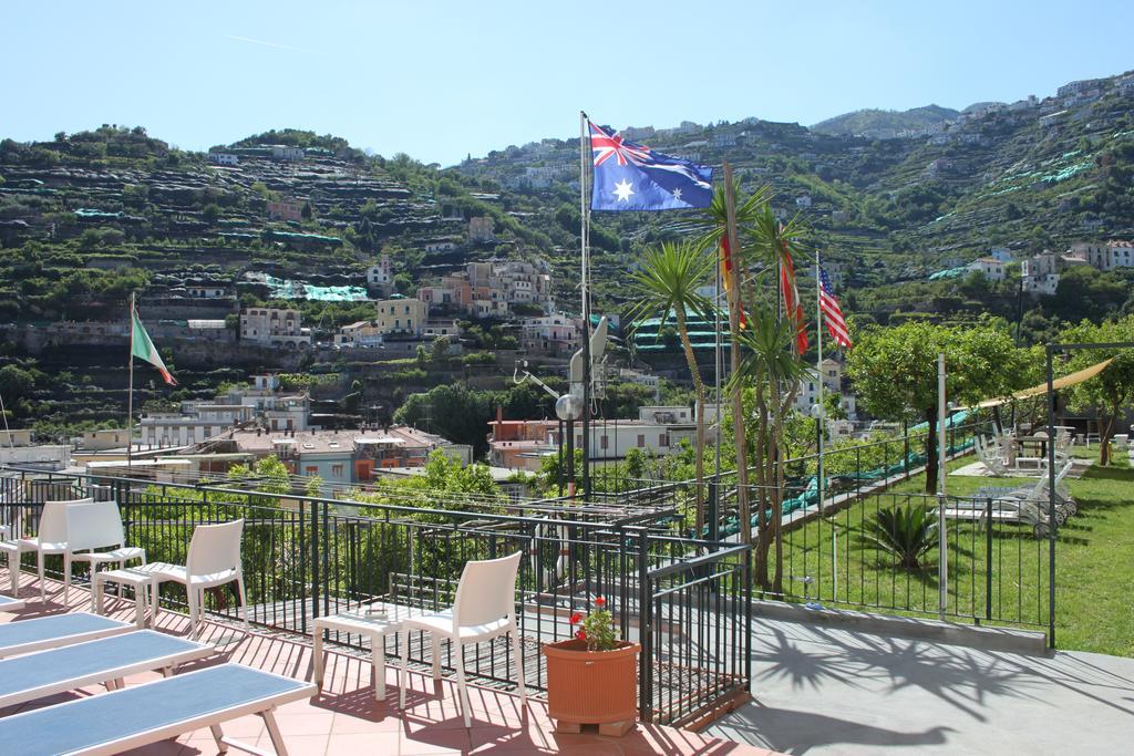 Eden Holiday Minori Kültér fotó